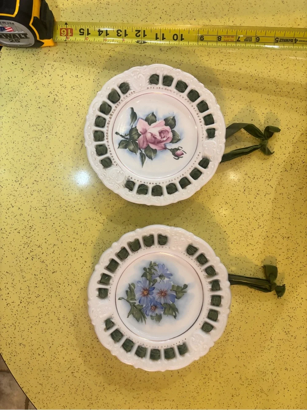 VINTAGE MILK-GLASS HAND PAINTED FLORAL MOTIF DECORATIVE PLATES COTTAGECORE!